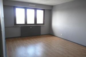 Thumbnail of property #252278574. Click for details
