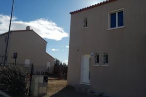 Thumbnail of property #252653236. Click for details