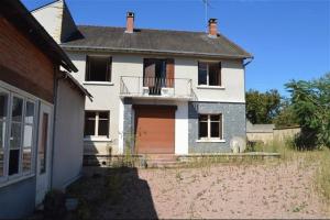 Picture of listing #270158188. House for sale in Saint-Amand-Montrond