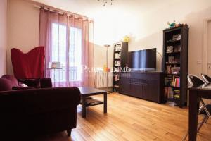 Picture of listing #296842458. Appartment for sale in Paris