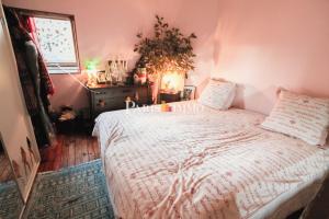 Picture of listing #296842593. Appartment for sale in Paris