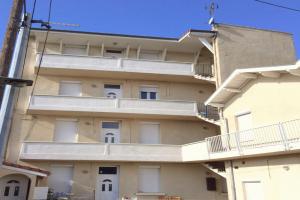 Picture of listing #296937019. Appartment for sale in Villeurbanne