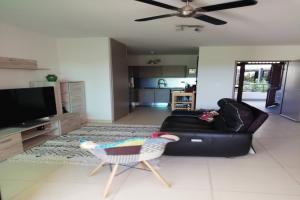 Thumbnail of property #303003869. Click for details