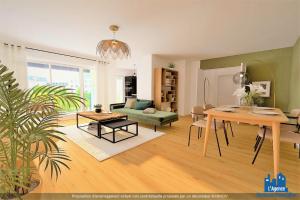 Picture of listing #305482011. Appartment for sale in Bordeaux