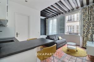 Picture of listing #311831023. Appartment for sale in Paris