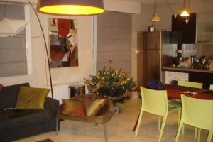 Picture of listing #317493136. Appartment for sale in Niort