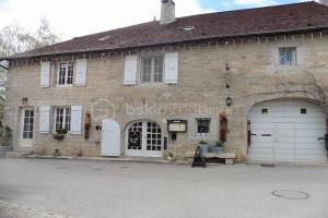 Photo de l'annonce nº 317560812. Commerce à vendre sur Château-Chalon