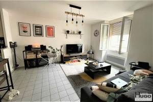 Picture of listing #317638634. Appartment for sale in Bordeaux