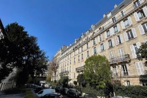 Picture of listing #318143252. Appartment for sale in Paris