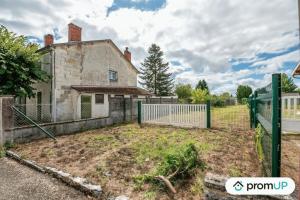 Picture of listing #318234021. Land for sale in Saint-Yzan-de-Soudiac