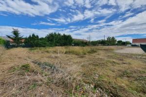 Picture of listing #319429352. Land for sale in Étampes