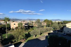Picture of listing #320702128. Appartment for sale in Antibes