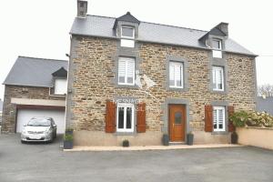 Picture of listing #320961775. House for sale in Dinan