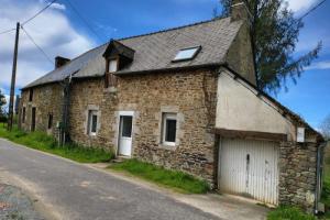 Picture of listing #321033989. House for sale in La Prénessaye