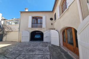 Picture of listing #321413975. House for sale in Saint-Rémy-de-Provence