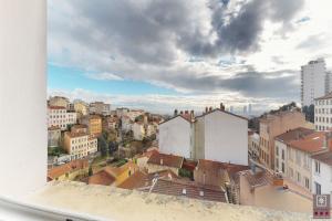 Picture of listing #321451867. Appartment for sale in Lyon