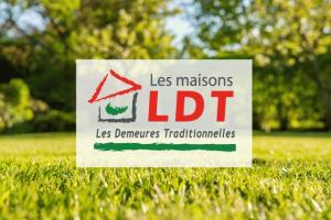 Picture of listing #321595975. Land for sale in Mareil-en-France