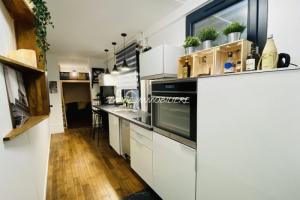 Picture of listing #321677966. Appartment for sale in Paris