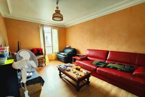 Picture of listing #321753162. Appartment for sale in Paris