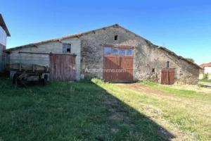 Picture of listing #321773302. House for sale in Saint-Amand-sur-Sèvre