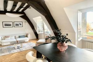 Picture of listing #321872978. Appartment for sale in Paris