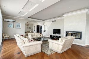 Picture of listing #321990937. Appartment for sale in Nice