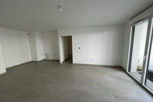 Thumbnail of property #322224576. Click for details