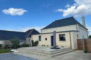 Picture of listing #322354847. Appartment for sale in Saint-Rémy-la-Varenne