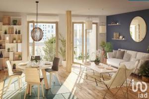 Picture of listing #322459111. Appartment for sale in Paris