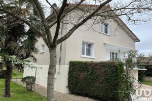 Picture of listing #322466476. House for sale in Naintré