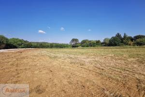 Picture of listing #322509059. Land for sale in Aigaliers