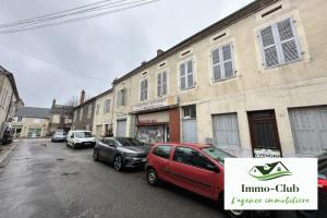 Picture of listing #322534319. Building for sale in Moulins-Engilbert