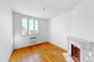 Picture of listing #322720725. Appartment for sale in Chauny