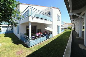 Picture of listing #322933178. Appartment for sale in Vaux-sur-Mer