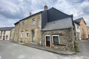 Picture of listing #323055085. House for sale in Pré-en-Pail-Saint-Samson