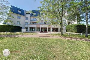 Picture of listing #323081209. Appartment for sale in Chatou