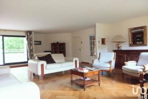 Picture of listing #323087426. Appartment for sale in Lille