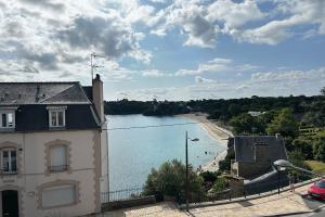 Picture of listing #323233023. Appartment for sale in Dinard