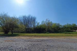 Picture of listing #323241103. Land for sale in Haute-Goulaine