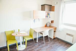 Picture of listing #323280355. Appartment for sale in Marseille
