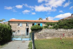 Picture of listing #323287988. House for sale in Antezant-la-Chapelle