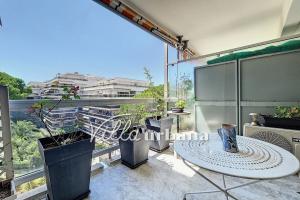 Picture of listing #323294473. Appartment for sale in Juan-les-Pins