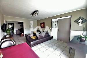 Thumbnail of property #323297095. Click for details