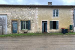Picture of listing #323316080. House for sale in Èvres