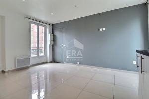 Picture of listing #323338734. Appartment for sale in Saint-Denis