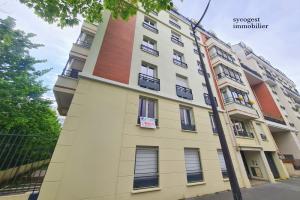 Picture of listing #323356178. Appartment for sale in Paris