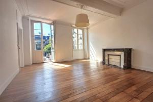 Picture of listing #323477821. Appartment for sale in Pau