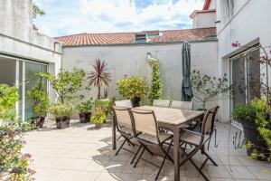 Picture of listing #323573767. Appartment for sale in Biarritz