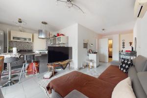 Picture of listing #323589949. Appartment for sale in Marseille