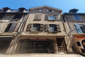 Picture of listing #323684112. Building for sale in Villefranche-de-Rouergue